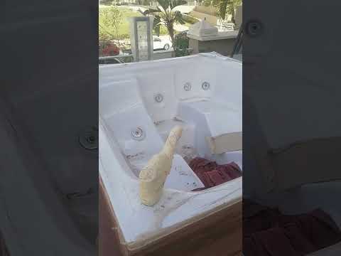 لو عندك جاكوزى و عايز تجلده يبقى الفيديو ده ليك تجاليد جاكوزى من الخشب البلاستيكى