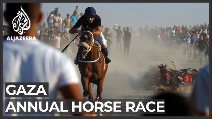 Gaza horse race takes place on destroyed airport runway - YouTube