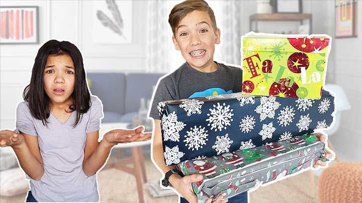 BEST Present for SHAE wins!!  13 yr old birthday treasure hunt & opening GIFTS!