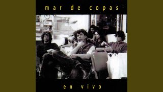 Video thumbnail of "Mar de Copas - Entre los Árboles"