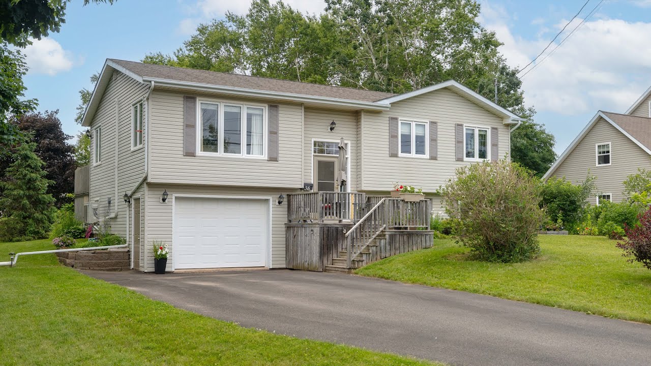 38 Rosebank Road, Stratford PEi YouTube