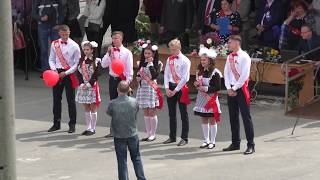 Мама, посмотри, как я выросла...! Трогает до слёз....Выпускники 2017 Мама, посмотри, как я выросла...! Трогает до слёз....Выпускники 2017
