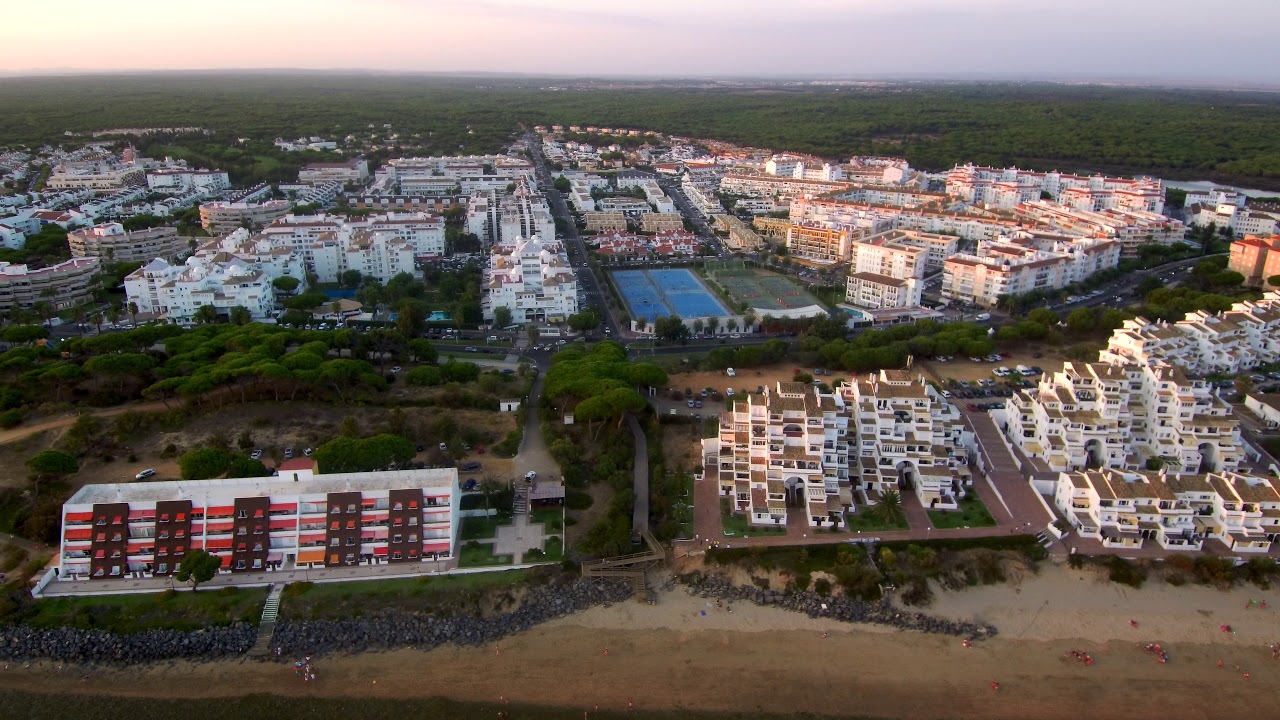 El Portil. Playas de Huelva, Andalucia desde Drone - Viajar24h.com