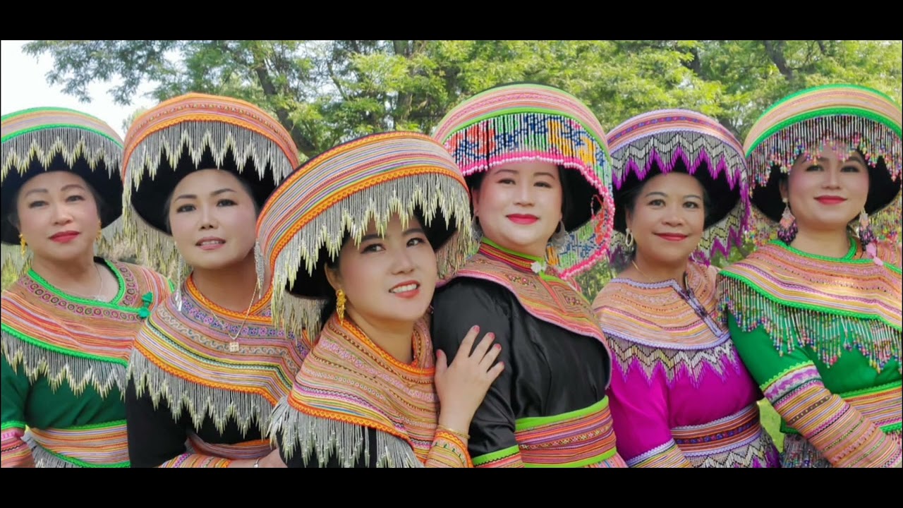 Peb yog ib pab viv ncaus sib pab sib hlub 