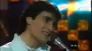 Video voorbeeld van "Stefano Sani -Lisa  (Serata Finale Festival di Sanremo 1982)"