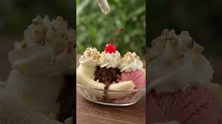 🍌🍨Ultimate Banana Split | 3 Scoops & Chocolate Drizzle! 🍫😍 #ytshorts #dessert #sweet #icecream #food