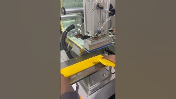 Semi-automatic high-precision labeling machine, can be labeled with a variety of flat products