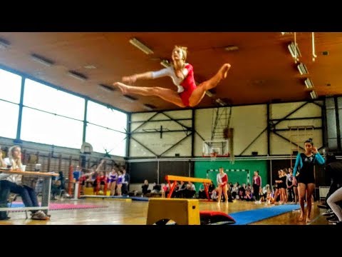 Video: Razlika Između Umjetničke I Ritmičke Gimnastike