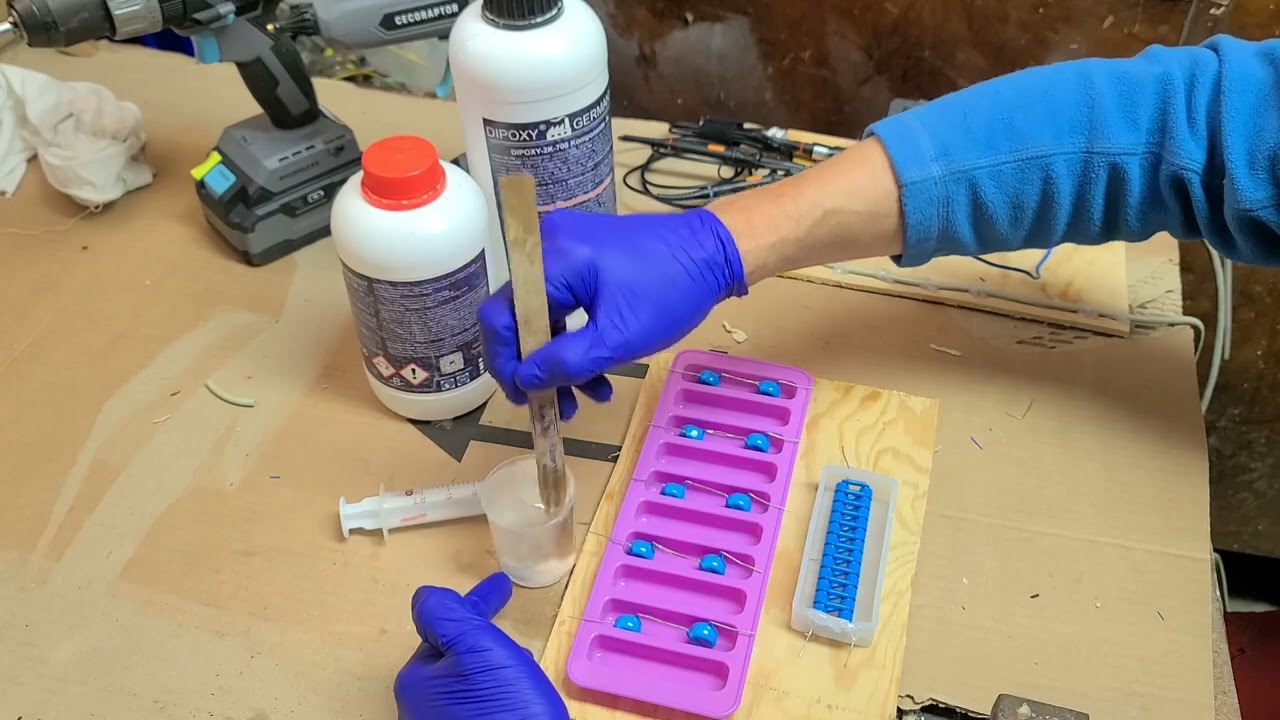 🥤 Glasklares Acrylharz gießen – Bauteile mit Silikonform & Epoxidharz