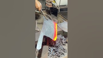 the process of cutting materials for making machetes #shorts