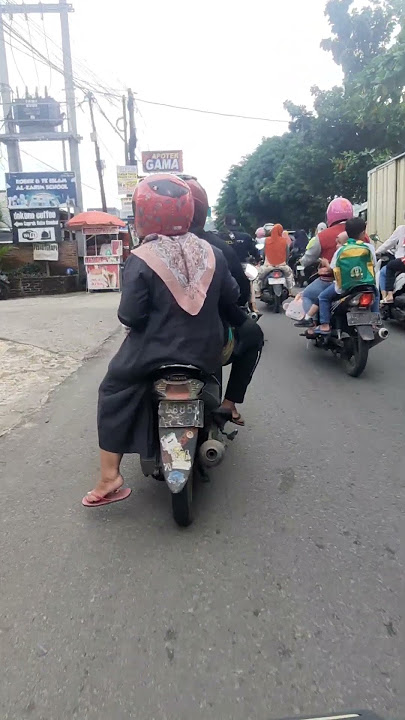 Sore yg padat #ramadhanpenuhberkah #ngabuburitasik