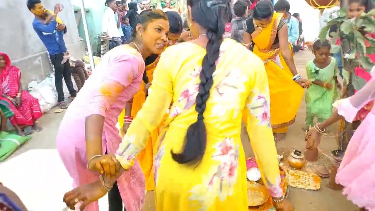 ହାଏ ତୋର ଫୁଲକା ଫୁଲକା ଗାଲ 🌿 Sambalpuri Music Dance | Desi Marriage Dance | Local Dance | Kunabara Danc