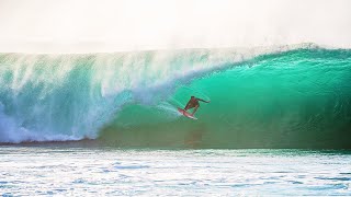 SURFING EPIC WAVES IN HAWAII (PIPELINE) SURFING EPIC WAVES IN HAWAII (PIPELINE)