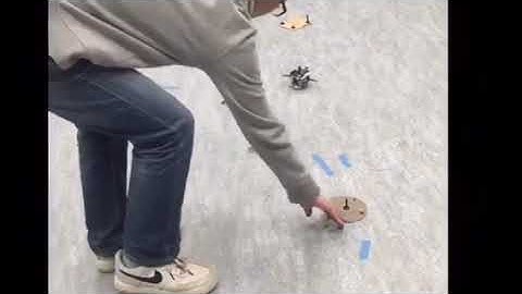 Communication Connectivity Experiement with E puck robots