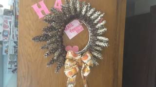My DIY Pinecone Wreath