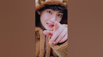This video will bring smile on your face 😉Taehyung kim ❤️‍🩹 whatsApp status #kimtaehyung #bts #v