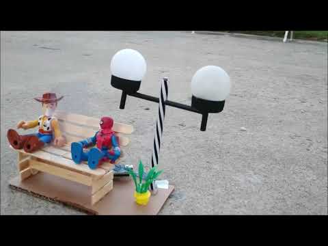 Poste de Luz Autônoma com Globo Colonial Duplo DIY