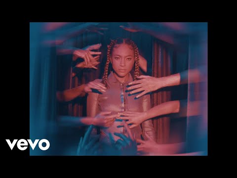 Easy Star All-Stars - MOONAGE DAYDREAM (feat. NAOMI COWAN & ALEX LIFESON) auf YouTube ansehen