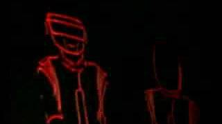 Daft Punk live Paris Bercy - Costumes lumineux rouges