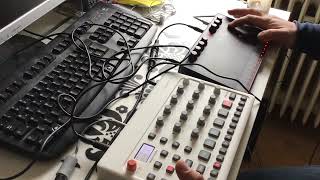 UNO Synth & Elektron Model Samples Techno Jam #2