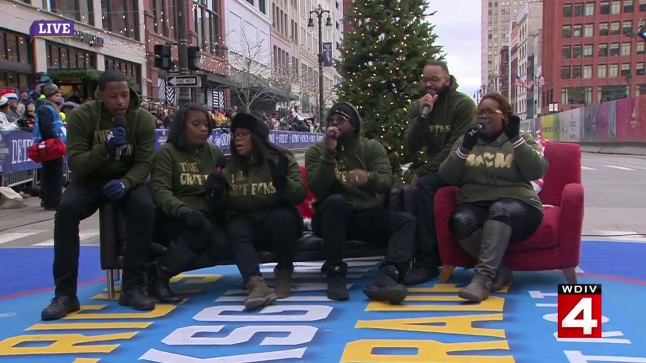 The Griffin Family performs at 2019 America's Thanksgiving Parade in Detroit