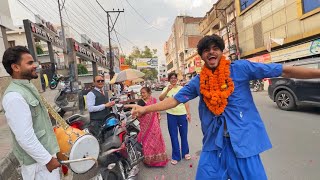 OM Ne 10 Din Baad LIFE AUR DEATH Se LAD KE Apna Class 12th Ka RESULT Dekha 🤩 | HOSPITAL REACTION