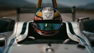 Y2Mate is   Drag Race Formula E Car vs Cheetah 8 9oFxYFODE 1080p 1642945874293