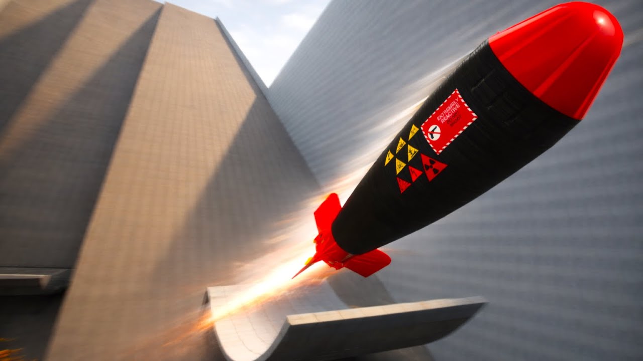 I LAUNCHED A GIANT MISSILE IN GARRY’S MOD 💣😱