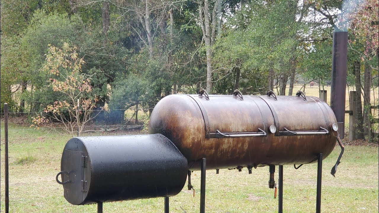 Texas Style Crispy Pulled Pork Smoked on my 250-Gallon Offset Smoker