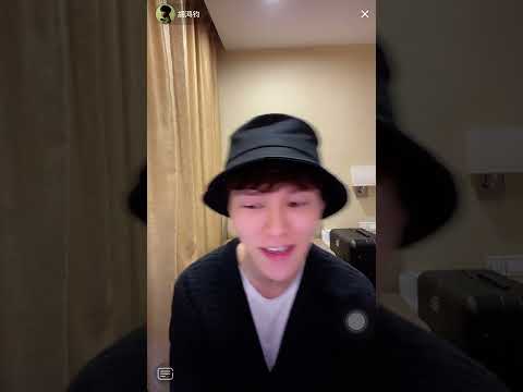 ［23-4-2022］Hubert Wu 胡鴻鈞抖音直播獻唱朋友身份+化碟+天地不容🥰🥰🥰❤️❤️❤️