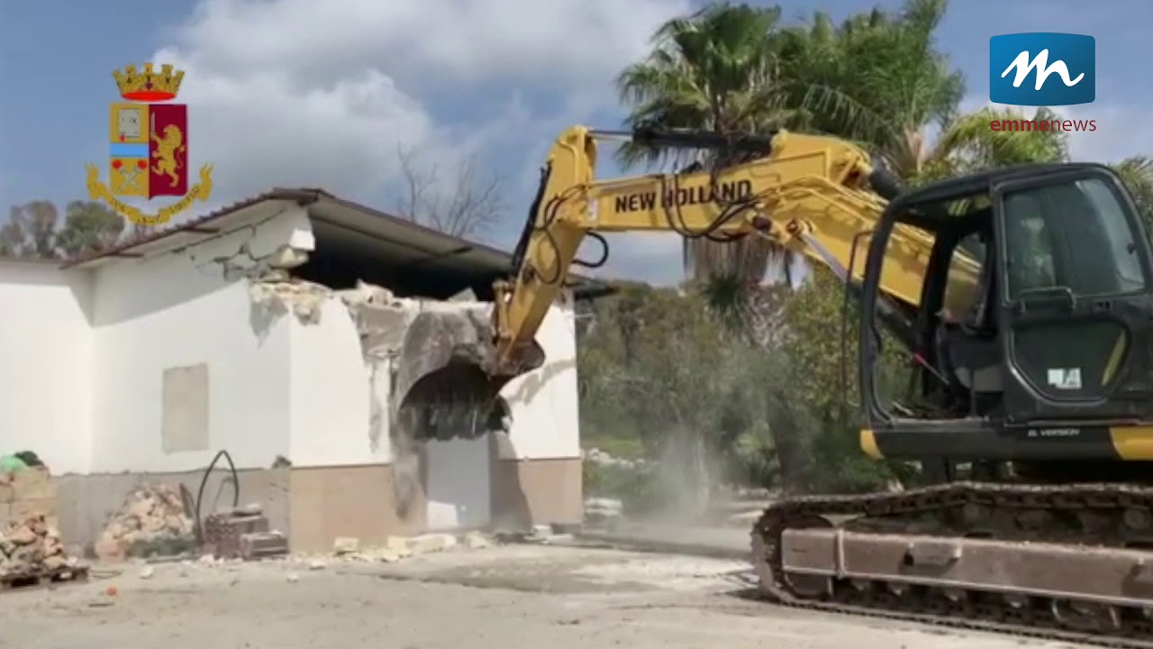 Abbattuta villetta abusiva nelle campagne di Scanzano Jonico 