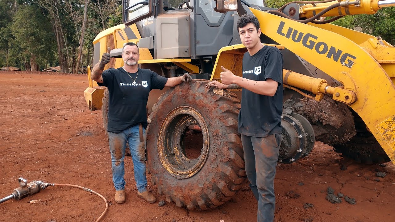 passo a passo de como consertar um pneu 17  5  25 da pa carregadeira
