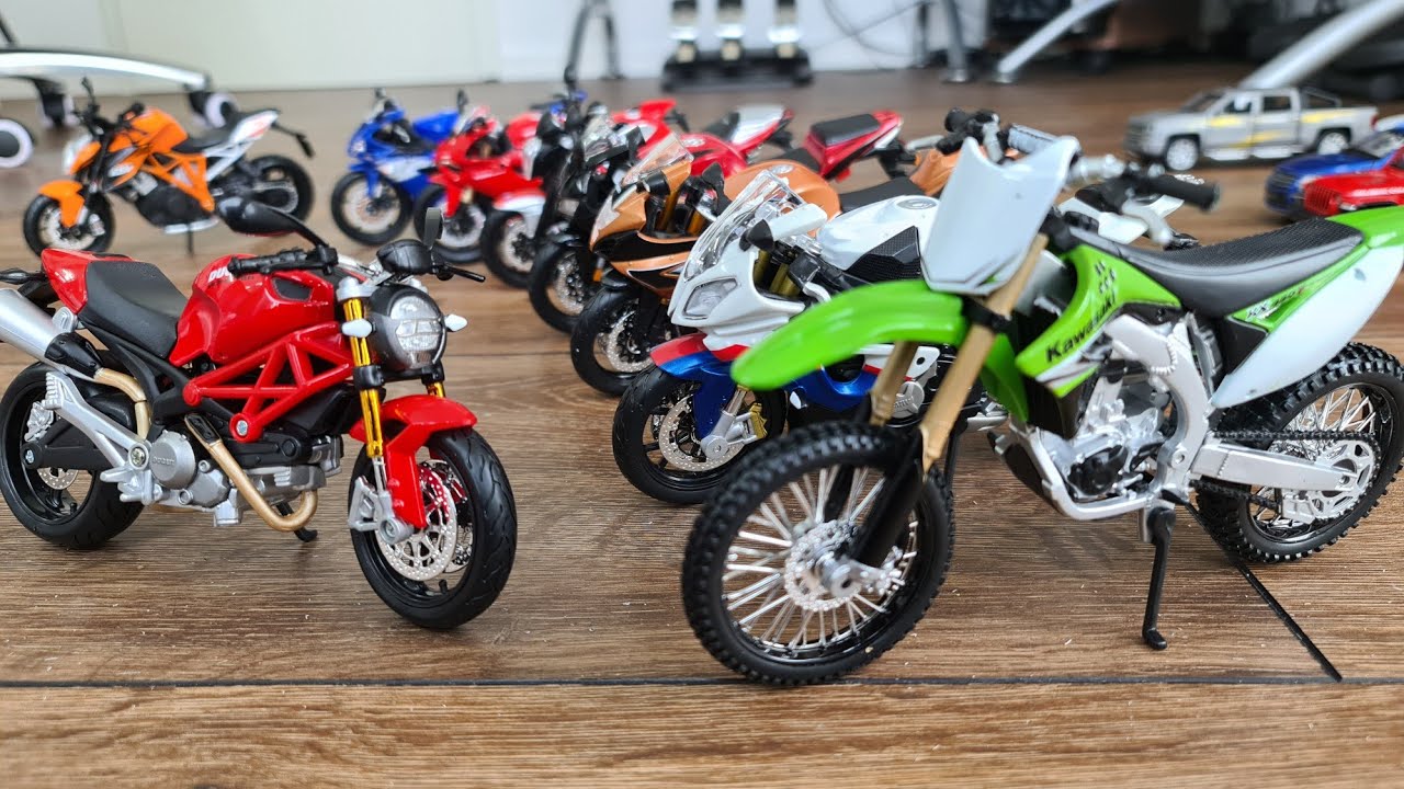 Motorcycles 1/12 Scale diecast model Motorcycles 