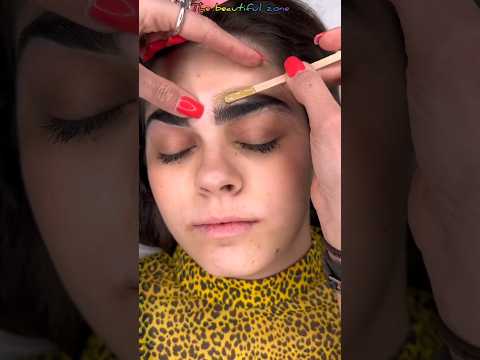 Eyebrow waxing on a young girl by @juliedesignermc