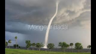 Story WhatsApp (MENGEJAR BADAI)