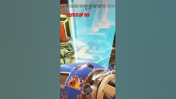 Clutch it #gaming #gamerclip #apexlegends #apex #apexlegendsclips #youtubegaming #shorts #shots #1v3