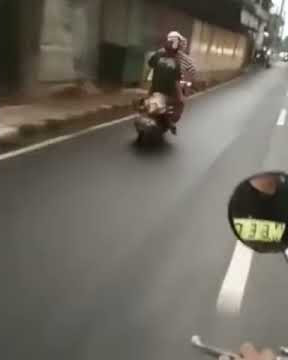 SW Snap wa MOTOR METIC OLENG LUCU
