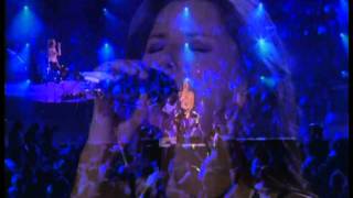 Shania Twain - Live in Chicago HD - It Only Hurts When I&#39;m Breathing (15)