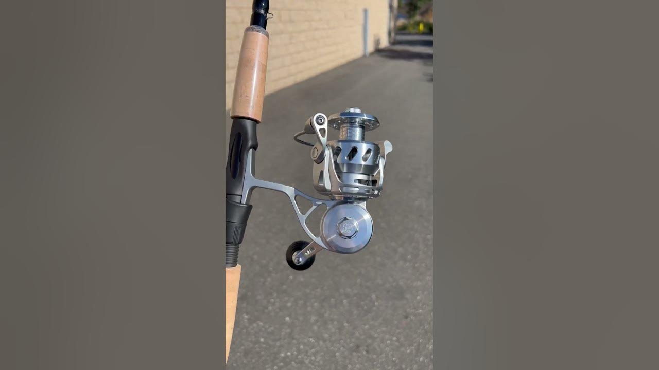 How to cast a bailess reel Van Staal VS150 spinning fixed spool