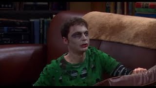 Sheldon hace BROMAS de Halloween 🎃 | The Big Bang Theory (Español Latino)