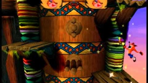 9) Crash bandicoot walkthrough - Level 9: Native Fortress
