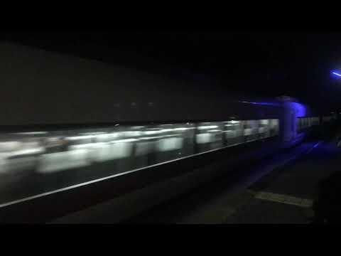 JR常磐線佐和駅        電車通過