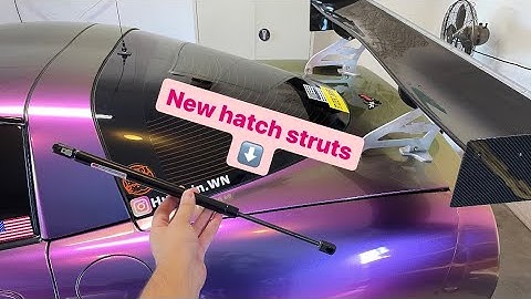 How to replace tunck (hatch) struts on c5 corvette #corvette #maintenance