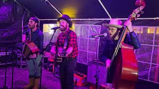 Download Lagu Sjeng, Sjer en de Sjele bij Vintage Chroom Meeting Lanaken MP3