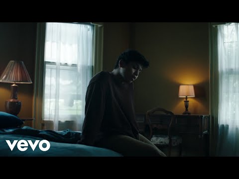 Letra I Guess I M In Love Clinton Kane