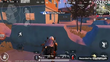 HE IS USEING X-RAY VISION AND SPEED(FLASH) HACKER IN BGMI