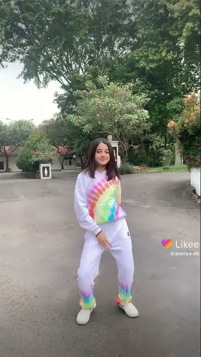 Dancenya asikkk | Annisa Aurelia Kaila