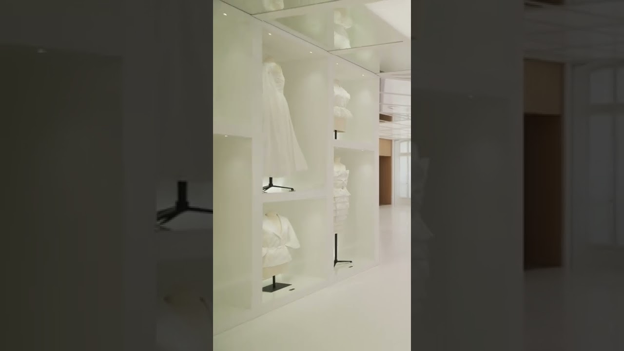 Take a virtual tour of La Galerie Dior