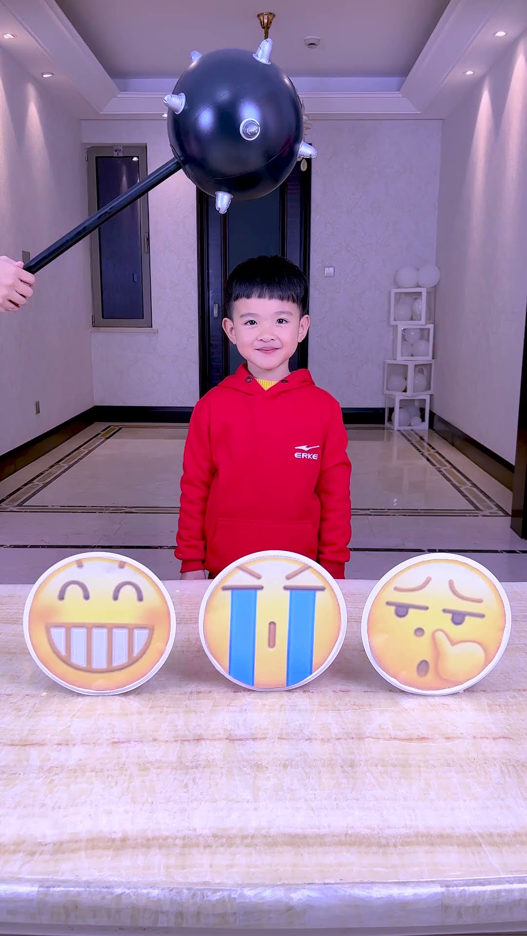 इमोजी मिलान चुनौती丨Emoji Matching Challenge! So Much Fun!#Funnyfamily #Partygames #Shorts