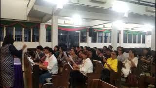 Bangkit dan Bangunlah! Ina, Inanta Parhalado